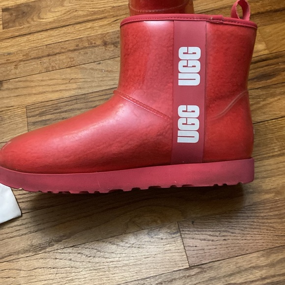 Hibiscus clear Uggs with matching Fanny pack bag - Picture 6 of 15